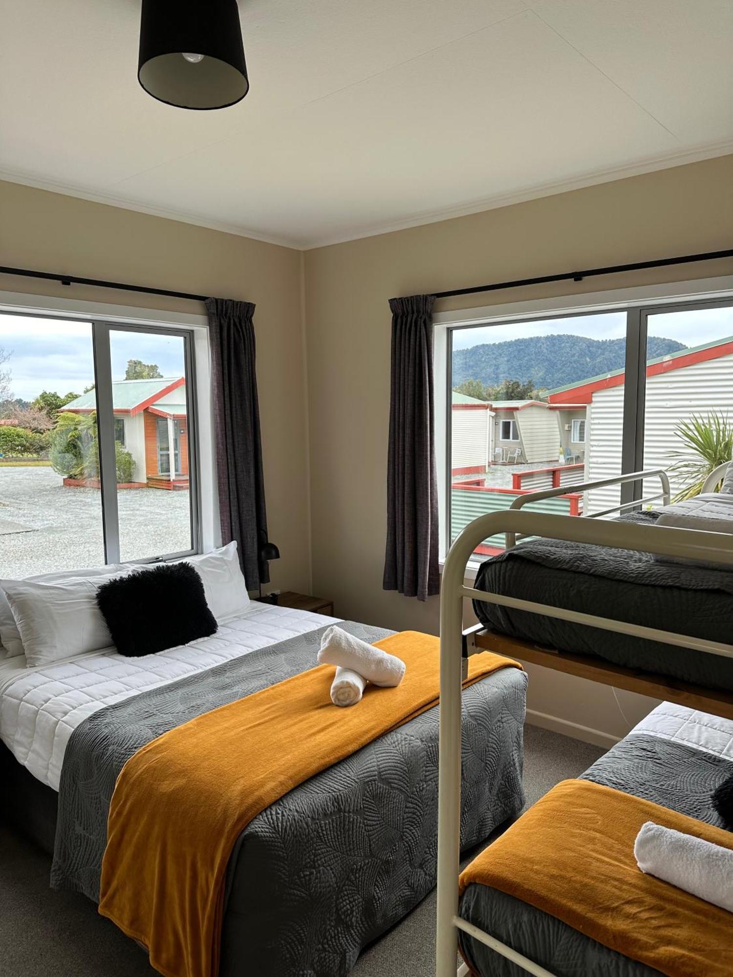 Franz Josef Top 10 Holiday Park Extérieur photo